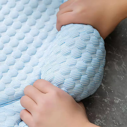 Cooling Dog Bed | Multi-layered Cooling Design | Non-slip, Machine Washable, Anti-odor Features 4