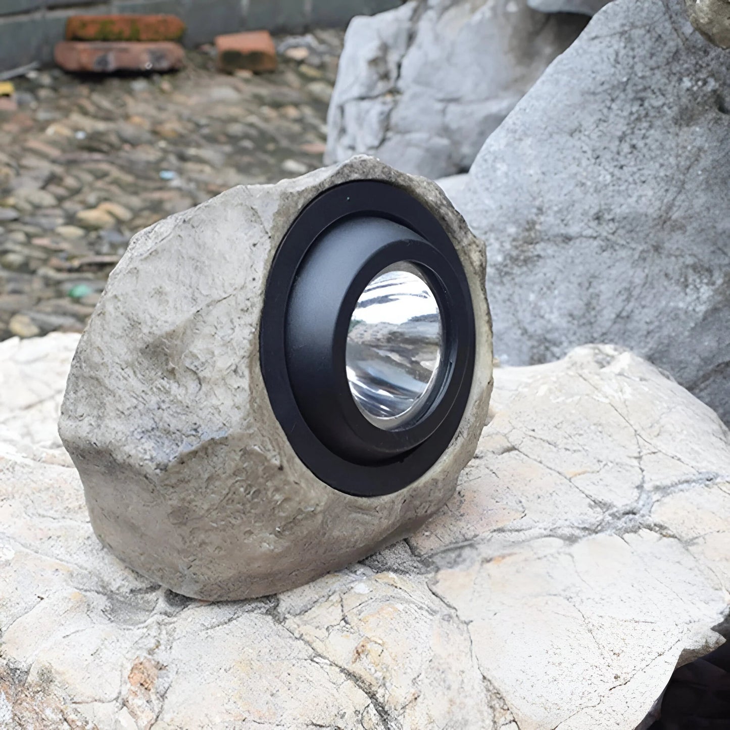 Solar Garden Light | Weatherproof Resin Design | Solar Lights Outdoor for Garden and Patio 3